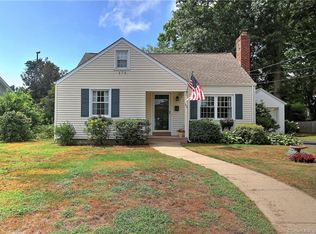 33 Terry Pl, Stratford, CT 06614