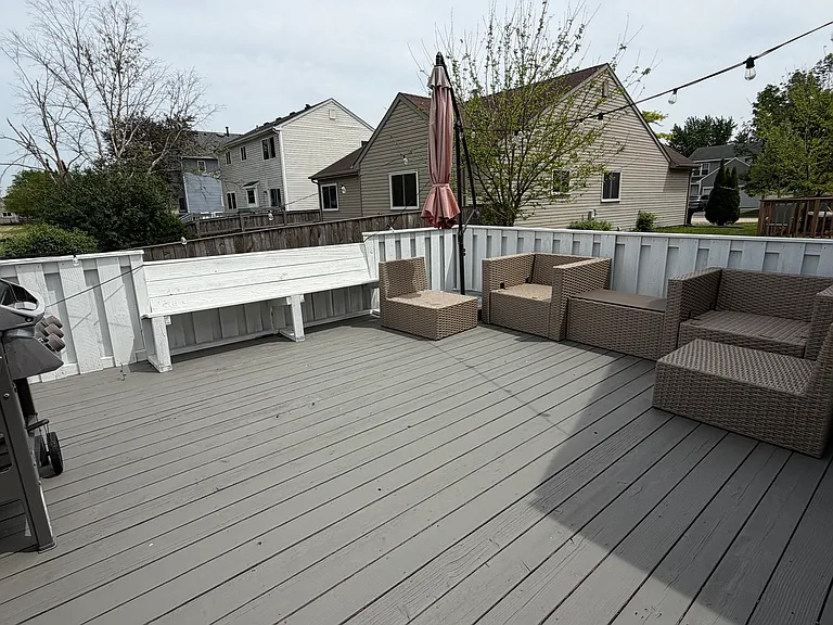 1870 Grosse Pointe Cir — Photo 26