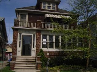 1348 Beaconsfield Ave, Grosse Pointe Park, MI 48230