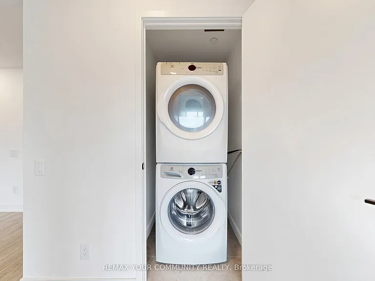 609 Sherbourne St E #507 — Photo 26