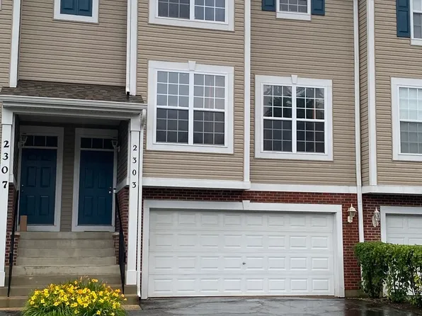 2303 Hudson Cir, Aurora, IL 60502
