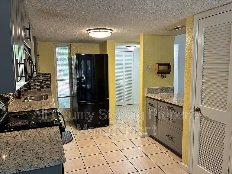1810 NW 23rd Blvd #180 — Photo 5
