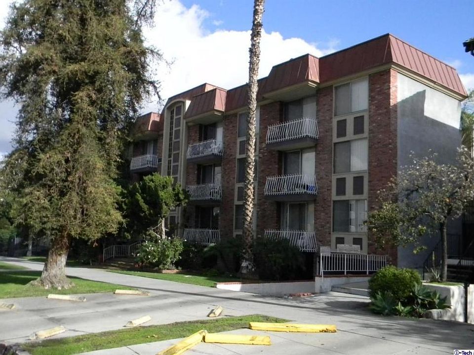 2nd image of 210 S La Fayette Park Pl APT 311