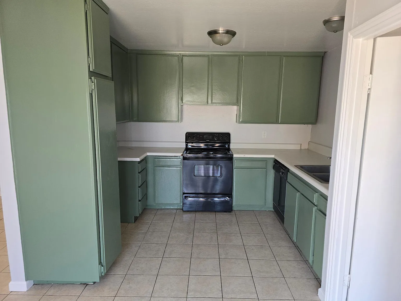 2168 Dover Way photo 1