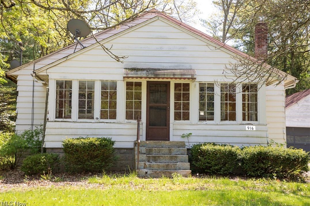 916 Renninger Rd, New Franklin, OH 44319 Zillow
