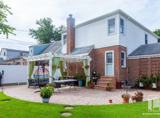 36 Greenway Blvd, Elmont, NY 11003