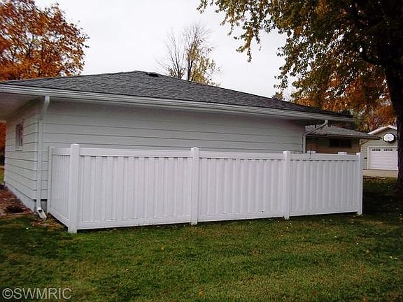 4th image of 304 Haral Ave