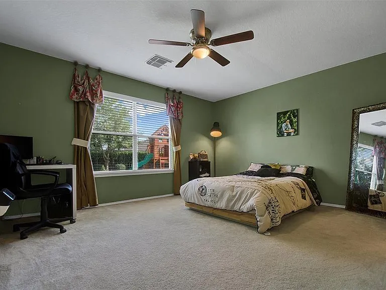 615 Salma Ct — Photo 15