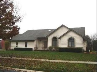 1100 Ravinia Ct, Shorewood, IL 60404