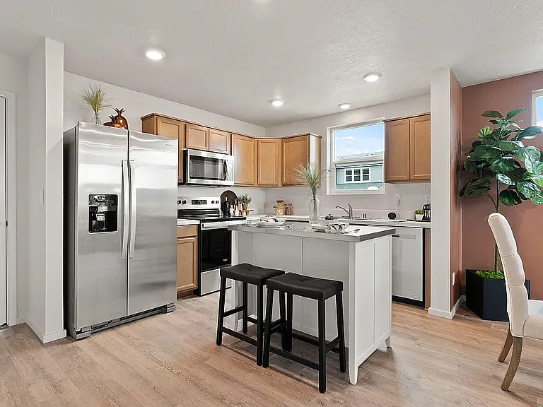 5186 E Liberty Ln — Photo 5