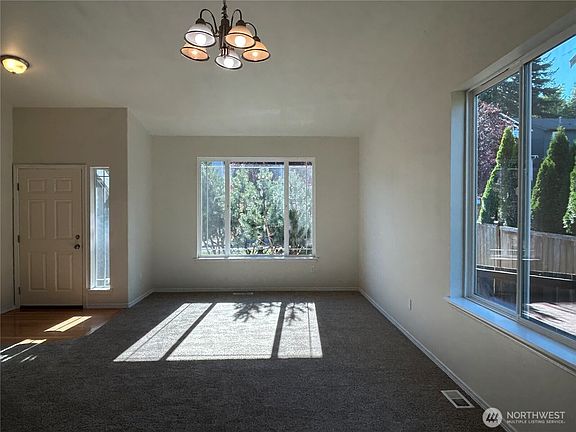 2nd image of 2315 Crestwood Lane NW