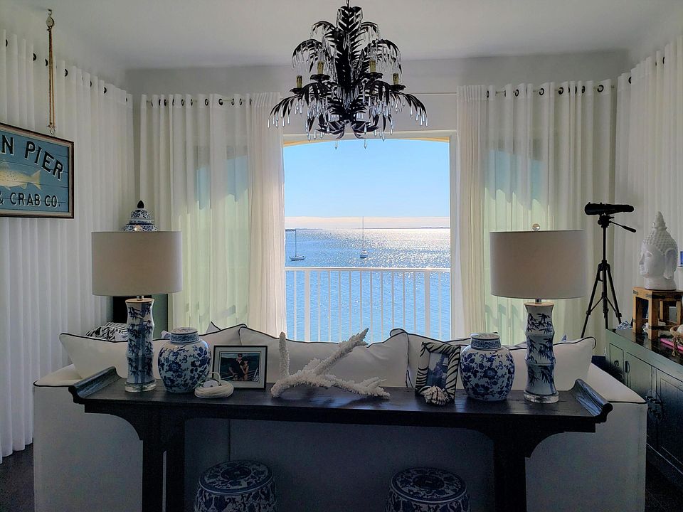 1st image of 30 Harbour Isle Drive W #Ph02
