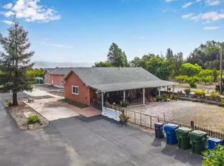 615 Bolsa Rd, Gilroy, CA 95020