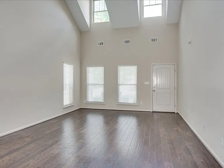 763 Chinaberry Ct — Photo 20