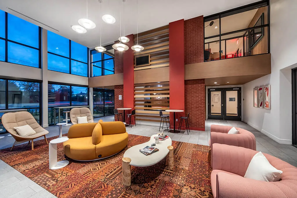 Bevel Apartments — Photo 3