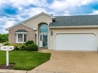 38084 Burrard Ln, Willoughby, OH 44094
