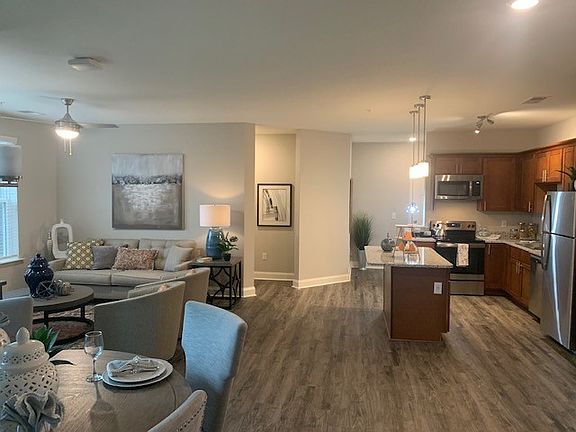 4th image of 2112 Mosteller Estate Ave SE #3-2138
