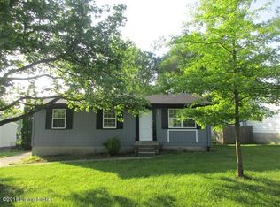 1607 Rhode Ct, La Grange, KY 40031