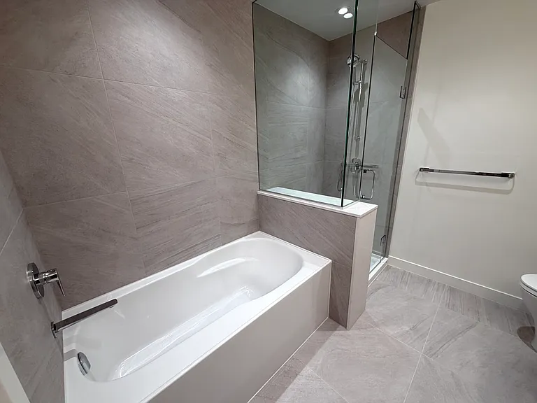755 Harbourside Dr #714 — Photo 17