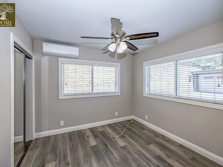 145 E Sierra Madre Blvd — Photo 28