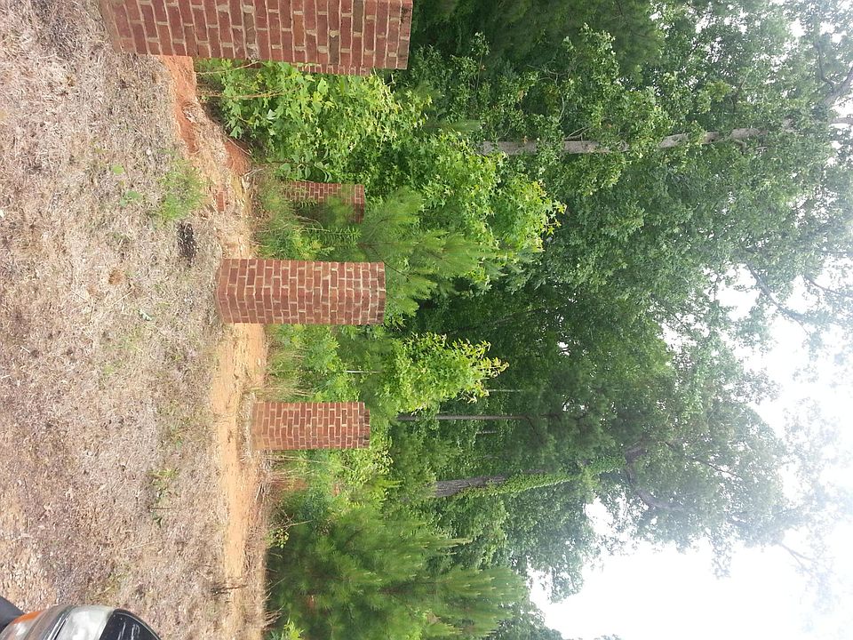 2nd image of 120 Paradise Point
