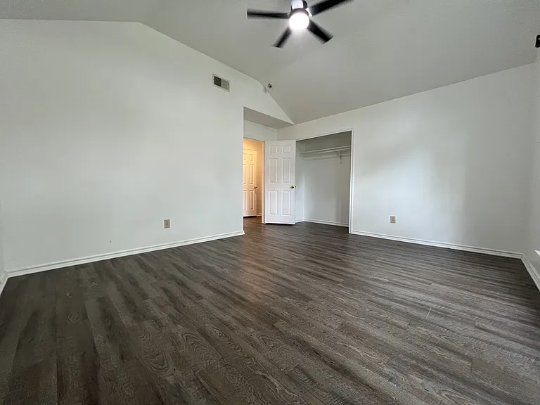 5904 Creekway St — Photo 22