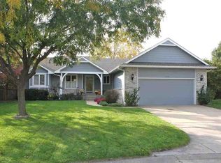 2115 N Tee Time Ct, Wichita, KS 67212