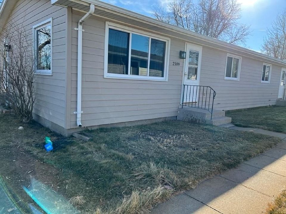 1st image of 2109 W A St