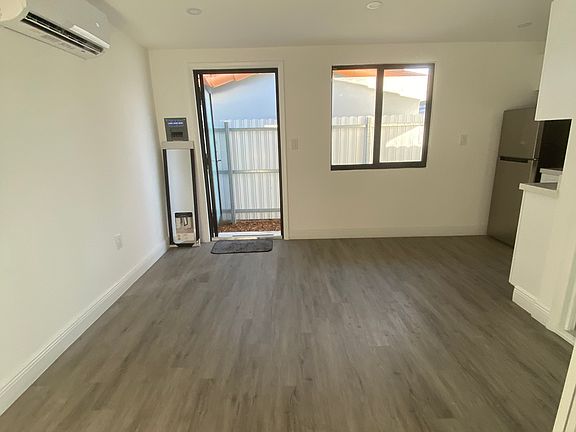 5th image of 7465 SW 31st St