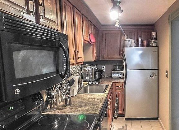 5th image of 7 Park St APT 11