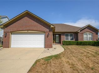 195 Decourcy Ln, Franklin, IN 46131