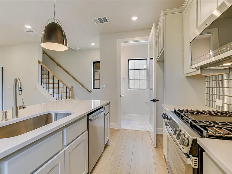 114 Lightsey Rd #2 — Photo 7