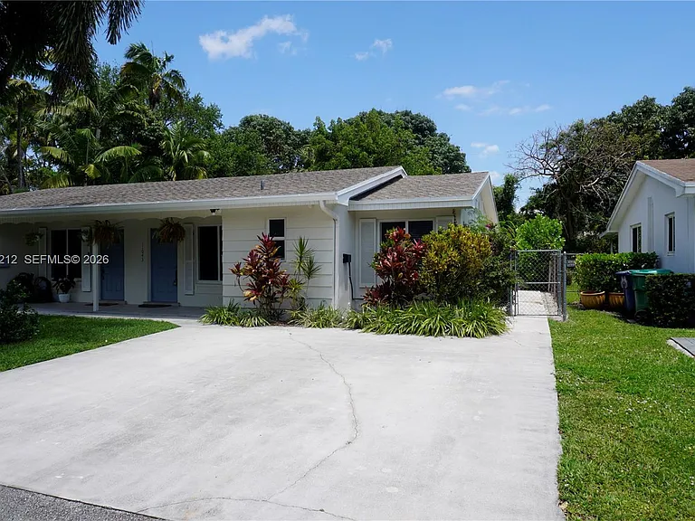 11043 SW 79th Ave #0 — Photo 24
