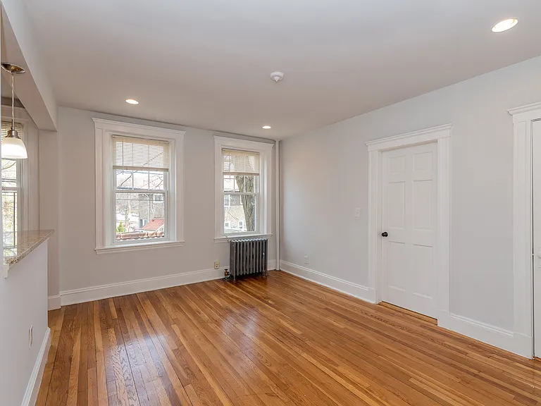 288 Chestnut Hill Ave #6 — Photo 3