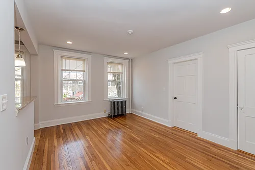 288 Chestnut Hill Ave Photo 1