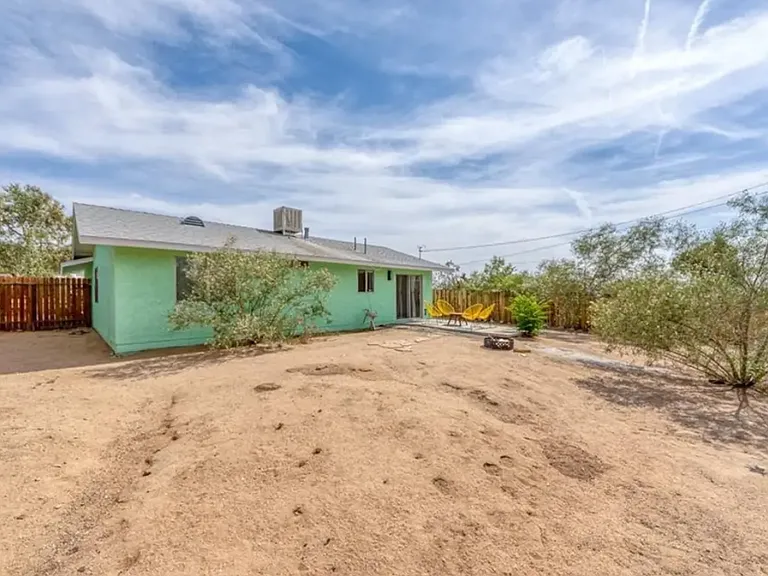 61739 Oleander Dr — Photo 15