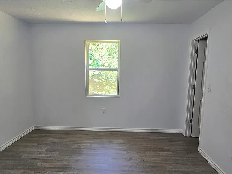 110 Hidden Cir — Photo 14