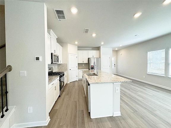 5th image of 4264 Holland Grove Rd