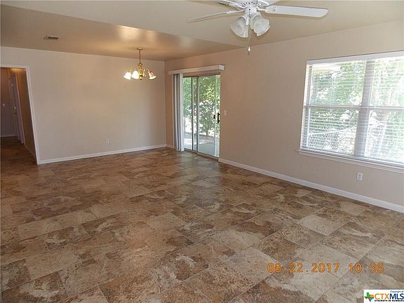 3rd image of 306 Roadrunner Ave