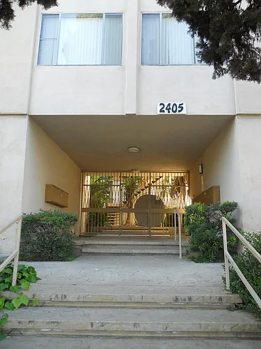 2405 S Corning St Photo 1
