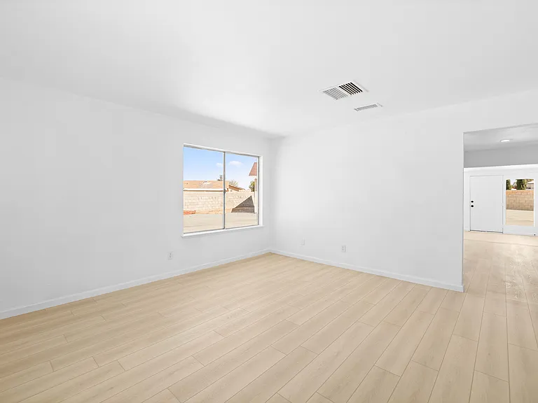 3501 W Avenue K13 — Photo 15