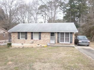 206 Valley Hill Rd SE, Riverdale, GA 30274