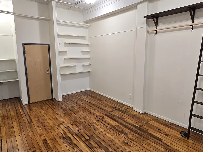 425 Cedar Ave #421-7 — Photo 1