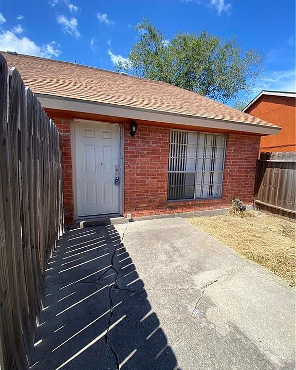 1st image of 3709 Thornberry Ct