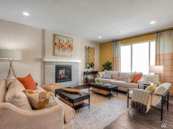 18736 105th Avenue Ct E, Puyallup, WA 98374