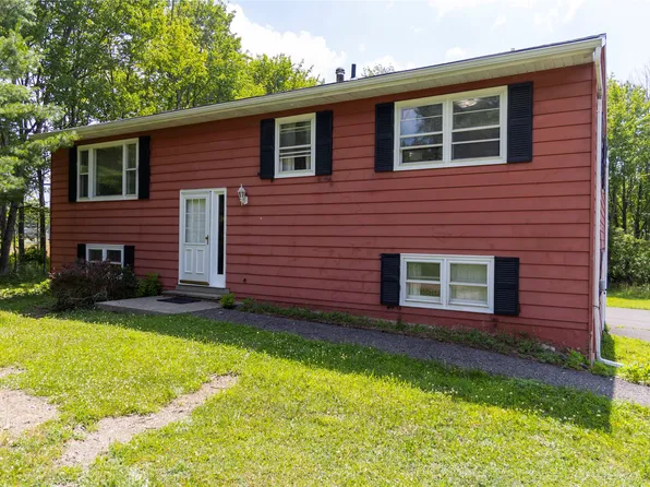 328 Pierce Hill Rd, Vestal, NY 13850