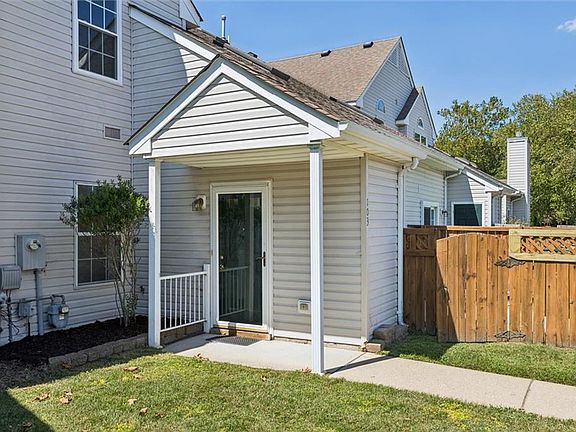 2nd image of 103 Kensington Pl