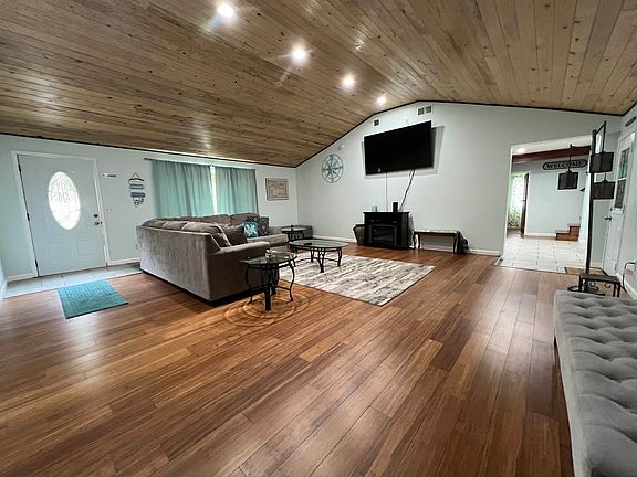 5th image of 14690 Ocean View Dr