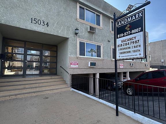 5th image of 15034 Burbank Blvd APT 3