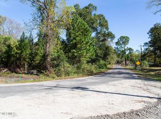 2524 Clewis Ave, Wilmington, NC 28411